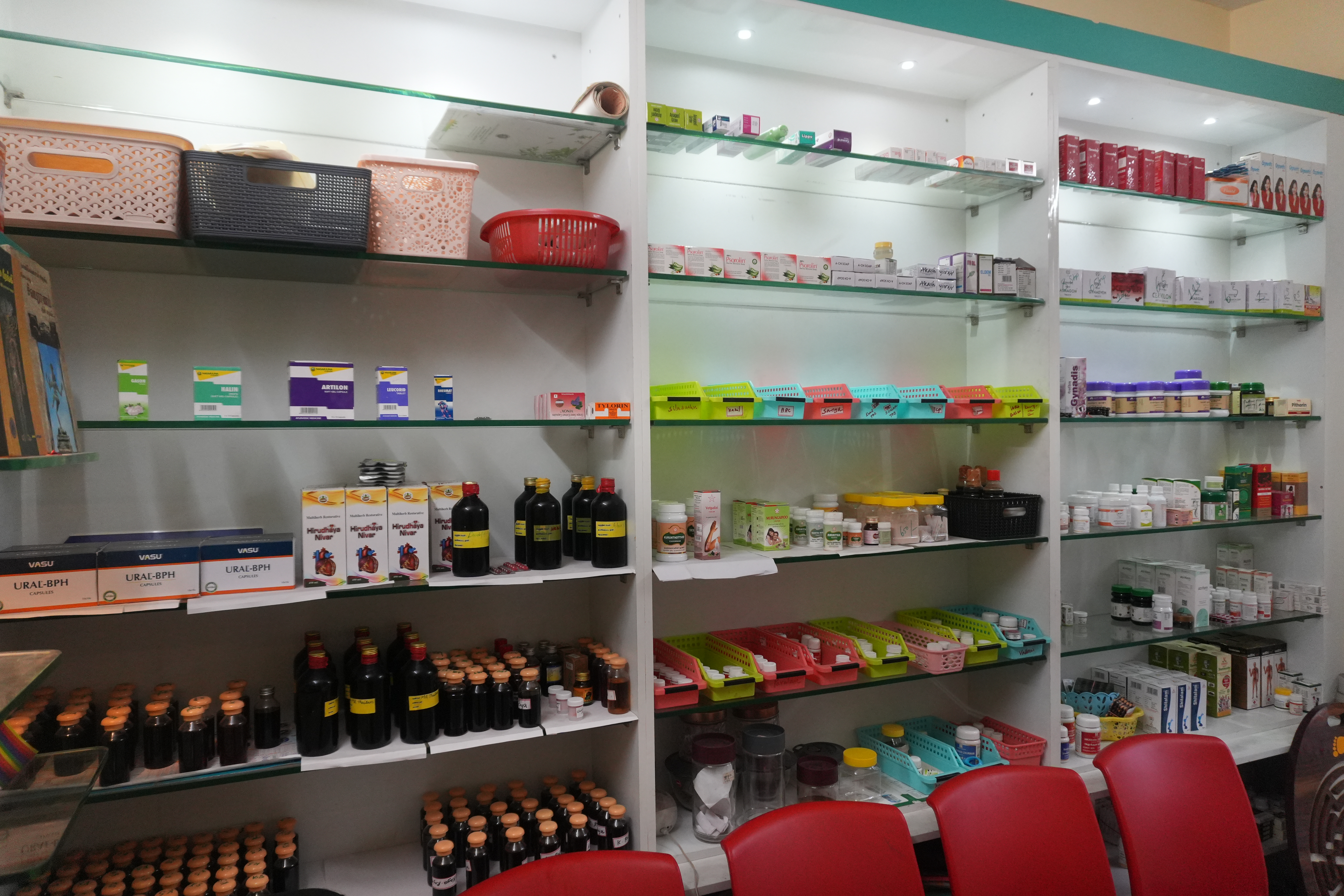 Clinic treatment and medicine display